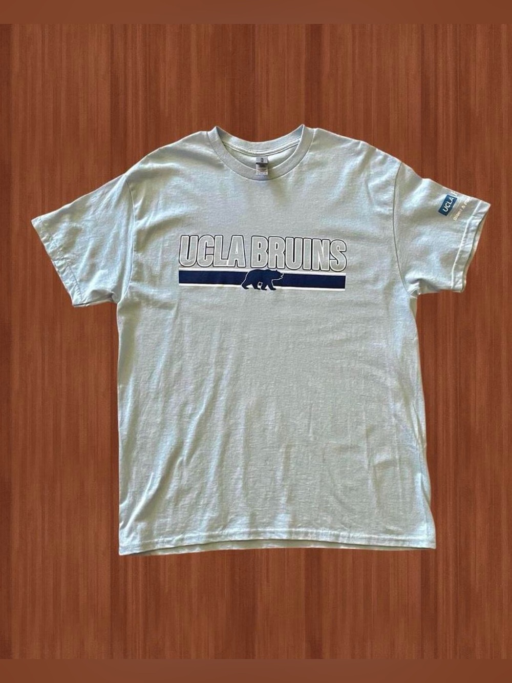 UCLA Bruins Light Blue Graphic Tee L